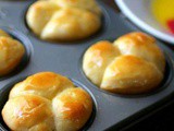 Cloverleaf Rolls Recipe: Old Fashioned & Buttery