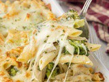 Creamy Chicken and Broccoli Alfredo Casserole