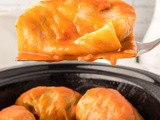 Slow Cooker Cabbage Rolls Recipe (Polish Golumpkis)