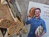 Pane integrale fatto in casa | Ricetta di Fulvio Marino con lievito madre