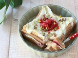 Tiramisù light senza uova al pistacchio | Ricetta fit con yogurt