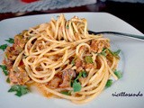 Pasta spaghetti tonne e olive