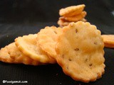 Salted Cumin Crackers / Jeera Mathari