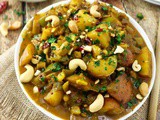 Sri Lankan Potato & Cashew Curry