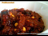 Tamarind Rice/Puliyogare with pulikaachal