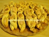 Taralli al pepe nero e mandorle