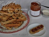 Waffel con farine di mandorle e grano saraceno e marmellata di fichi d'India