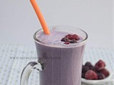 Mix Berry Smoothie with Avocados