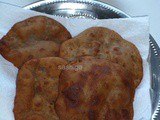 மங்களூர் பன்/ வாழைப்பழ பூரி | Mangalore Buns / Banana Poori