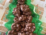 Slow Cooker Peanut Clusters