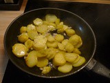 Bratkartoffeln,Tomatensalat,Feldsalat, vegan