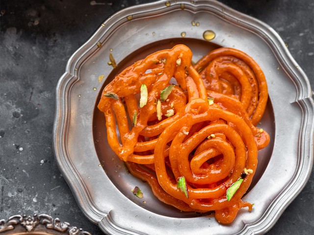 Instant jalebi with online yeast