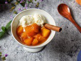 Easy Peach Compote Recipe with Honey