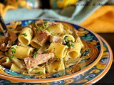 Pasta con carciofi e tonno