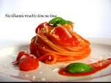 Spaghetti al pomodoro e basilico, per lo Spaghetti day