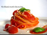 Spaghetti al pomodoro e basilico