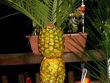 Buffet de fruits frais avec son palmier d'ananas