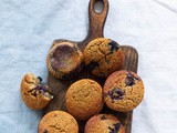 Breakfast muffins with chufa and blue berries