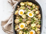 Super easy and delicious potato salad with sausages