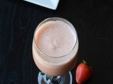 Cantaloupe Strawberry Smoothie / Low Fat Milkshake