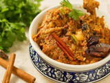 Chicken with whole spices – Khade Masalae wala Chicken