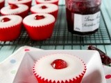 Cherry Bakewell Cupcakes / oxo Giveaway