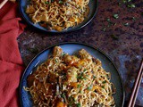 Κοτόπουλο Τεριγιάκι με noodles και λαχανικά