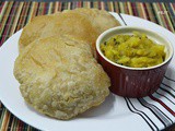 Poori Bhaji ~ Deep Fried Indian Flatbread and Potato Curry