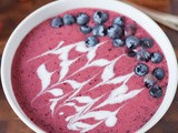 Berry Healthy Smoothie Bowl (Paleo)