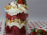 Fresh Strawberry Breakfast Parfait / #FLStrawberry / #SundaySupper