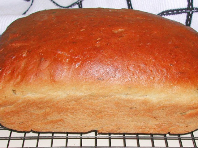 The Iowa Housewife: Simple White Bread