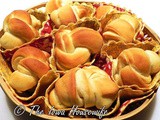 Family Favorites...No Knead Knot Rolls