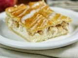 Apple Cinnamon Breakfast Cheesecake {& i'm glad termites don't eat sweets}