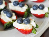 Red White & Blue Strawberry Cheesecake Bites