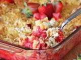 Strawberry Rhubarb Dump Cake
