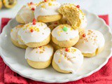 Italian Christmas Cookies - Anginetti Cookies