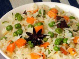 Matar gajar pulao | green peas and carrot pilaf