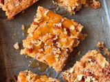 Apple pecan squares