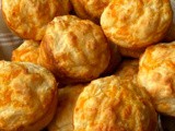 Cheddar muffins – 4 ingredients