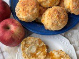 Cheesy apple biscuits
