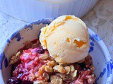Mixed berry crisp