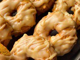 Pumpkin spice cake mix donuts