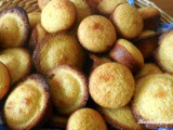 Sweet cornbread mini muffins