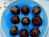 Chocolate quinoa truffles