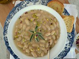 Λεμονάτη σούπα με φασόλια, φασκόμηλο κ φιστίκι Αιγίνης-Lemony sage pistachio bean soup