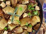 Μαγειρεύοντας με τη Yoleni’s:Αρωματικές ψητές πατάτες με φακές- Cooking with Yoleni’s:Lentil potato bake