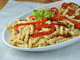 Pasta with Red Peppers and Basil