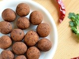 Vazhakkai Kola Urundai Recipe | Raw Banana Kofta | Vegan Meat Balls