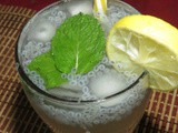 Lemonade with sabja seeds i Sabja lemonade
