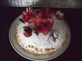 White Christmas Cake by Hidemi